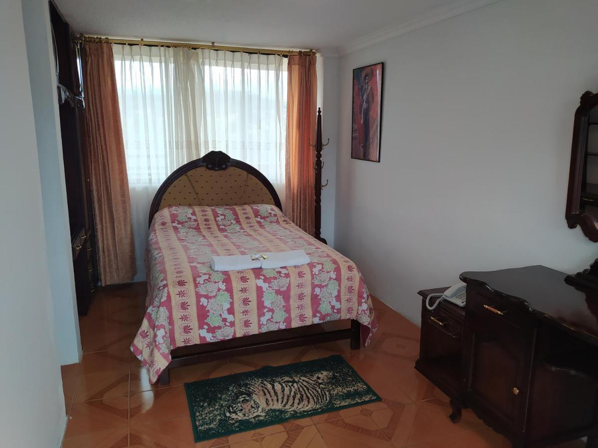 Hotel International Prestige Ambato Extérieur photo