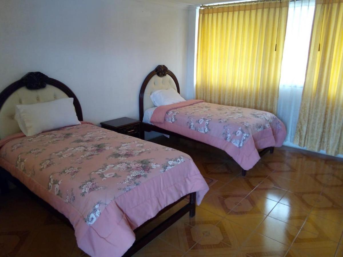 Hotel International Prestige Ambato Extérieur photo