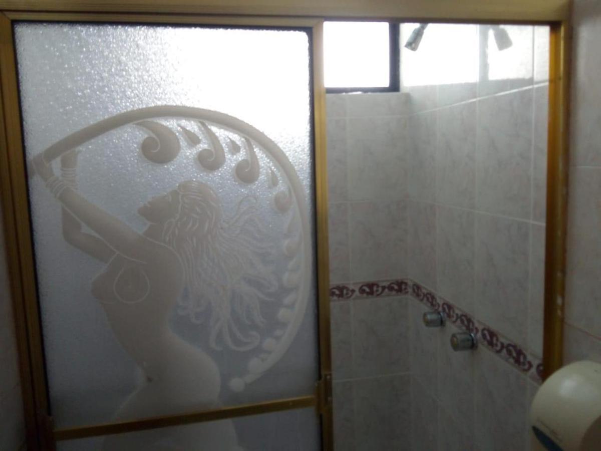Hotel International Prestige Ambato Extérieur photo